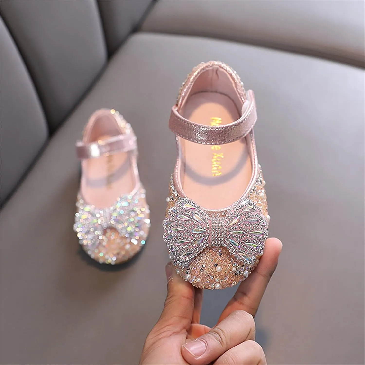 Girls Ballet Shoes Fashion Spring And Summer Children Dance Shoes Girls Performance Lightweight Adjustable Sandal